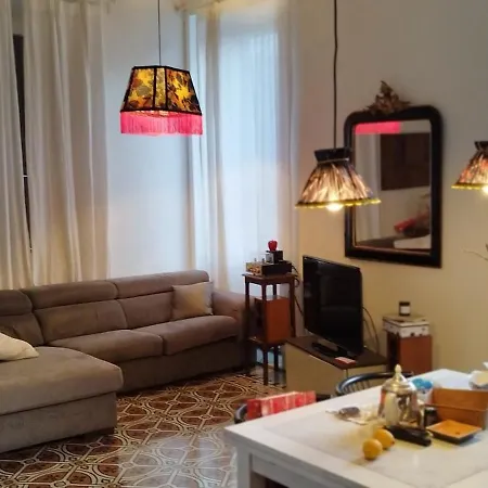 Stanza In Romantica Casa Romana Homestay