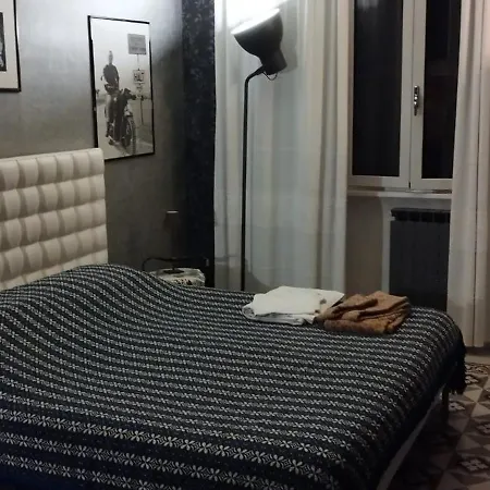 Stanza In Romantica Casa Romana *